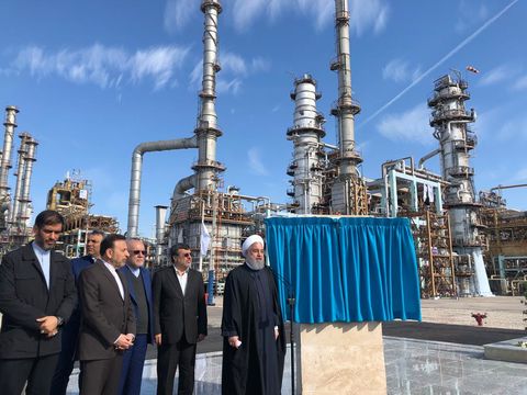 فاز سوم پالایشگاه ستاره خلیجفارس بهطور رسمی افتتاح شد فاز سوم پالایشگاه ستاره خلیجفارس بهطور رسمی افتتاح شد