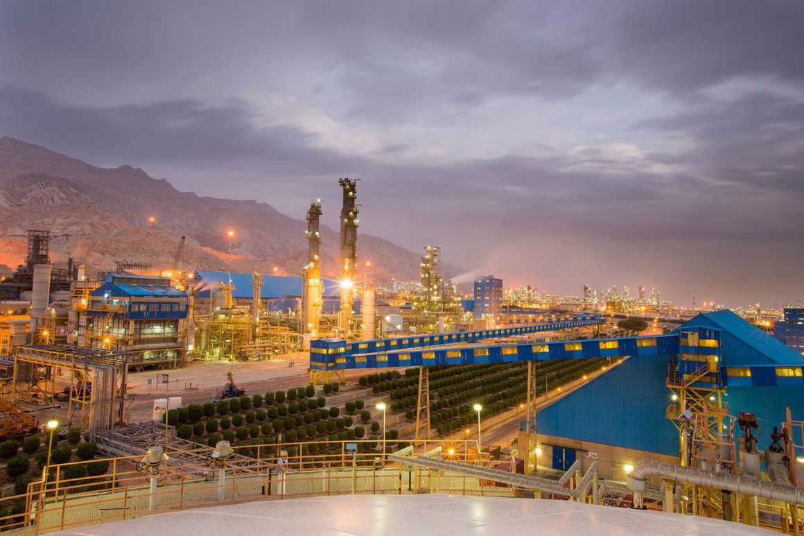 Pardis Petchem Complex Breaks Production Record
 Pardis Petchem Complex Breaks Production Record