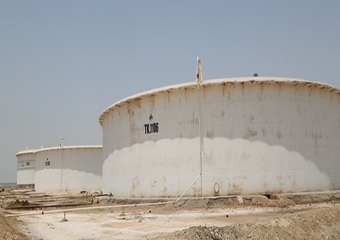 ایمن‌سازی مخزن ذخیره‌سازی ۱۸۵ هزار بشکه‌ای نفتا در ماهشهر