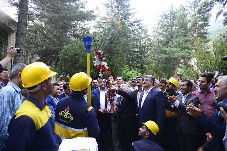 افتتاح گازرسانی به شهر آلاشت