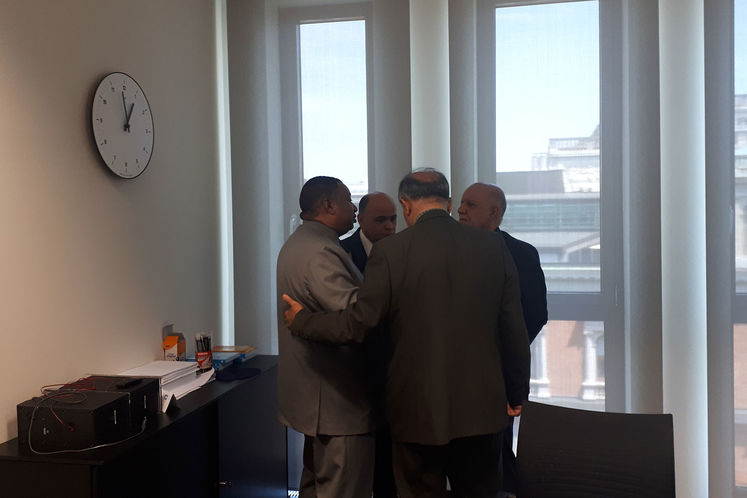  نشست سه جانبه بیژن زنگنه، وزیر نفت با محمد سانوسی بارکیندو، دبیرکل اوپک و مانوئل کودو، رئیس دوره‌ای اوپک 