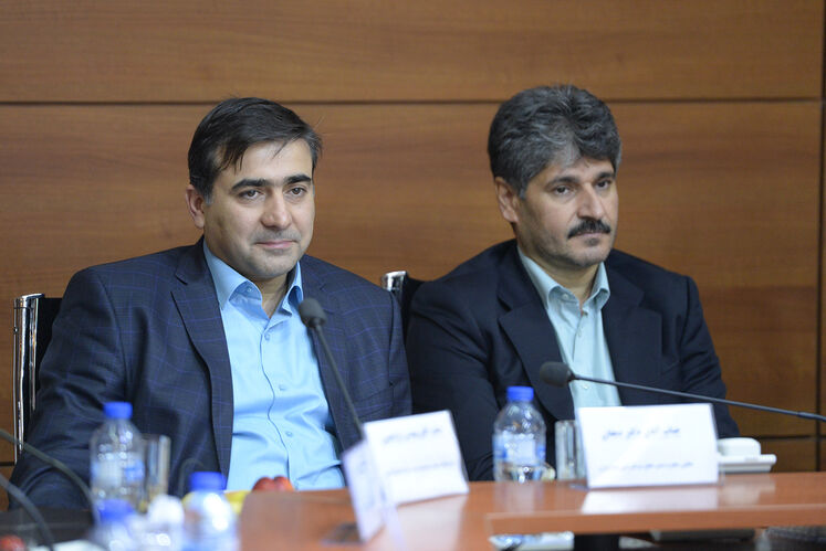 رضا دهقان، معاون توسعه و مهندسی شرکت ملی نفت ایران، تورج دهقانی، مدیرعامل شرکت مهندسی و توسعه نفت