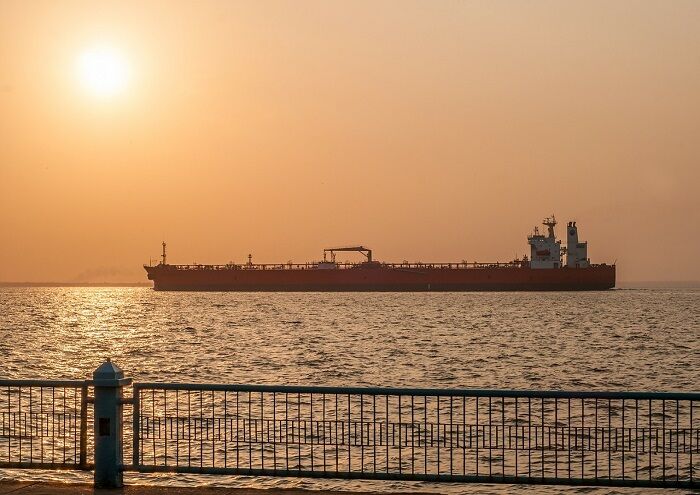 صادرات نفت نیجریه و آنگولا همسو با توافق اوپک پلاس کاهش یافت