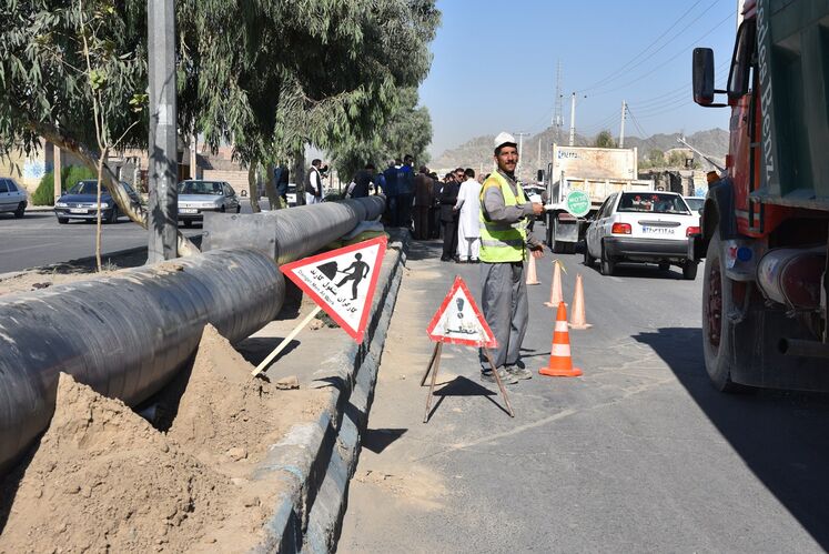 با تلاش بی وقفه سه استان معین، همدان، سمنان و خراسان رضوی تلاش است در کمترین زمان شهر زاهدان از نعمت گاز طبیعی بهرمند شود