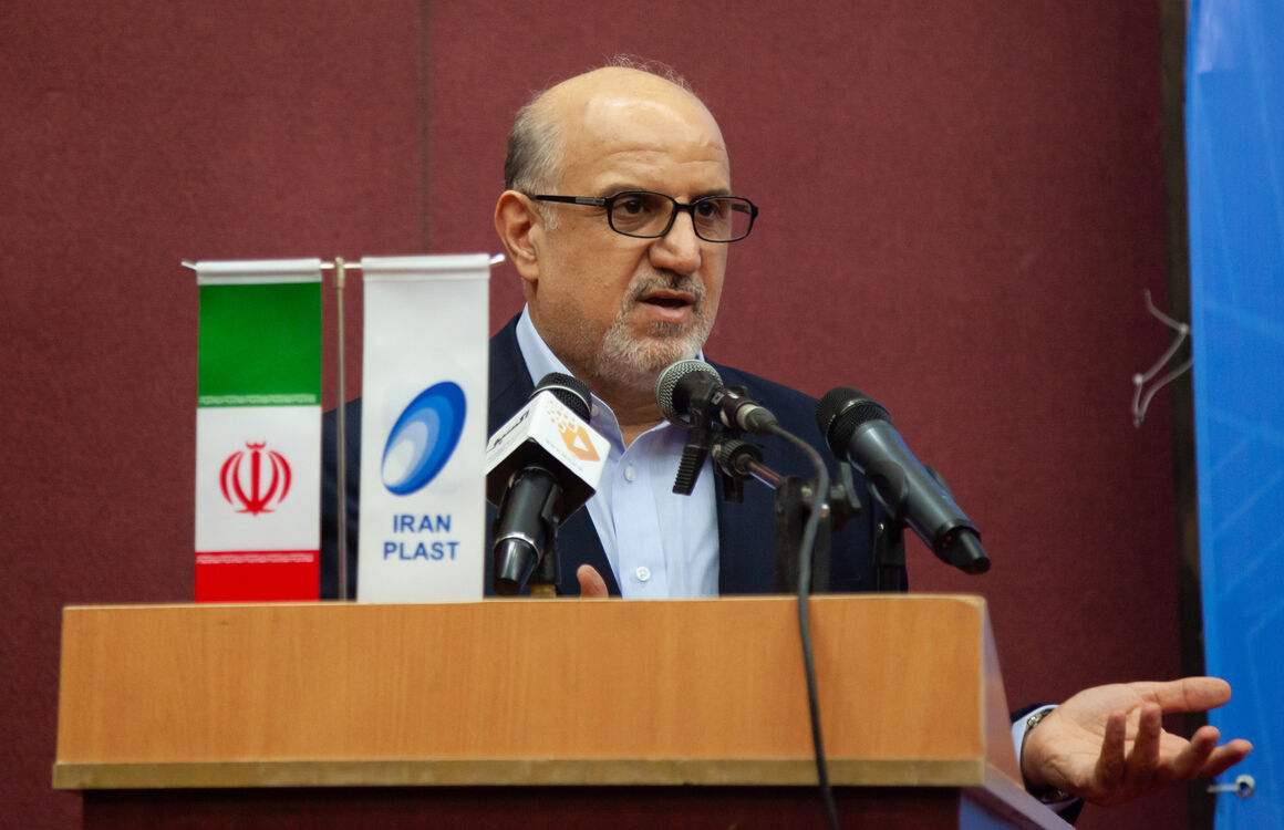 اجرای طرح تبدیل متانول به پروپیلن در غرب ایران در حال بررسی است