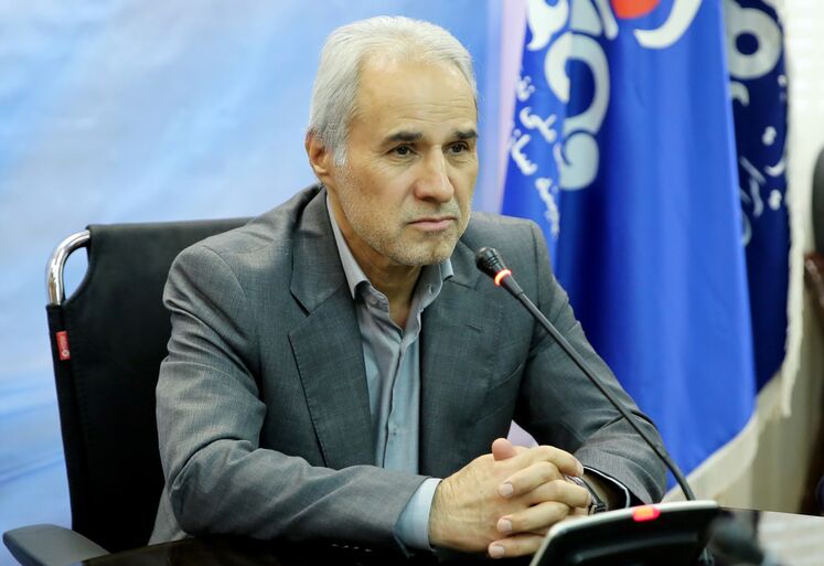  هوشنگ فلاحتیان، معاون وزیر نفت در امور برنامه‌ریزی
