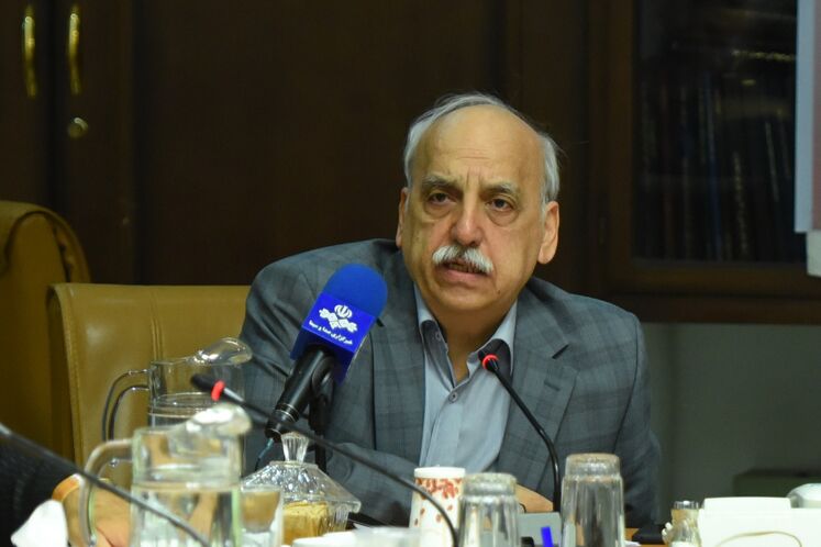 حسین عبده تبریزی، دبیر کنفرانس توسعه نظام مالی در صنعت نفت