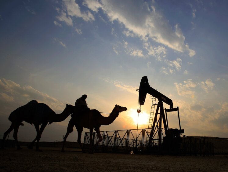 کشف میدان‌های بزرگ نفت و گاز در امارات