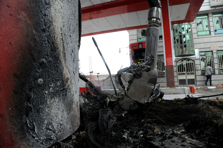 تخریب و خسارت‌های وارده به جایگاه‌های سوخت اطراف تهران
