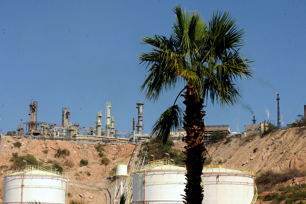 انجیال خارک مانع سوختن روزانه بیش از ۳۰۰ میلیون فوت مکعب گاز میشود انجیال خارک مانع سوختن روزانه بیش از ۳۰۰ میلیون فوت مکعب گاز میشود