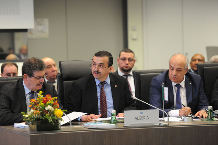محمد ارکاب، وزیر انرژی و معادن الجزایر در یکصدوهفتادوهفتمین نشست سازمان کشورهای صادرکننده نفت (اوپک)