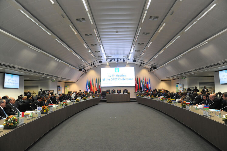 نشست افتتاحیه یکصدوهفتادوهفتمین نشست سازمان کشورهای صادرکننده نفت (اوپک)