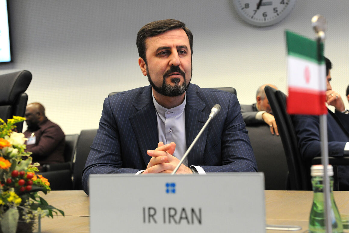 ایران هیچ محدودیتی را در تولید و صادرات نفت خود نمی‌پذیرد
