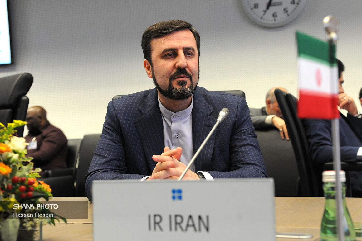 ایران هیچ محدودیتی را در تولید و صادرات نفت خود نمی‌پذیرد