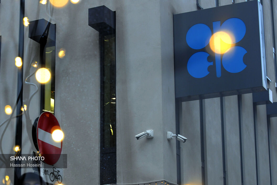 اوپک پلاس افزایش عرضه نفت را بررسی می‌کند