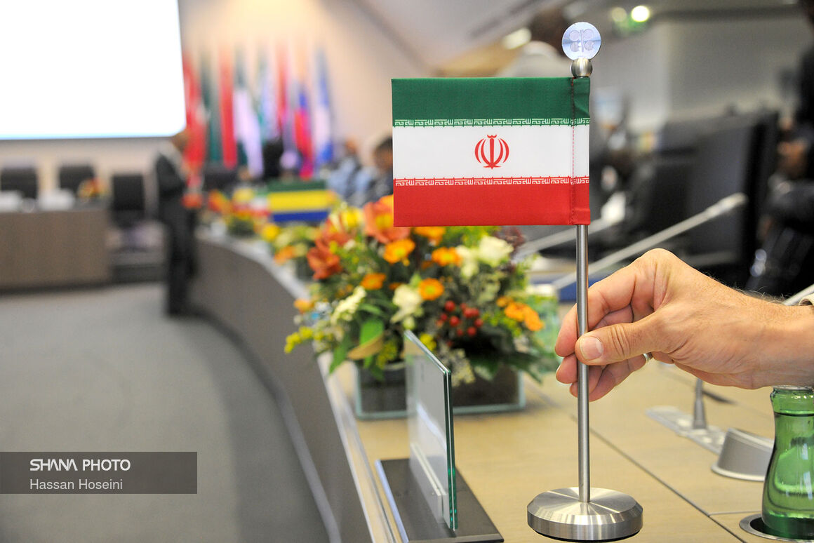 نگاه دنیا به بازیگری ایران در بازار جهانی نفت دوخته شده است