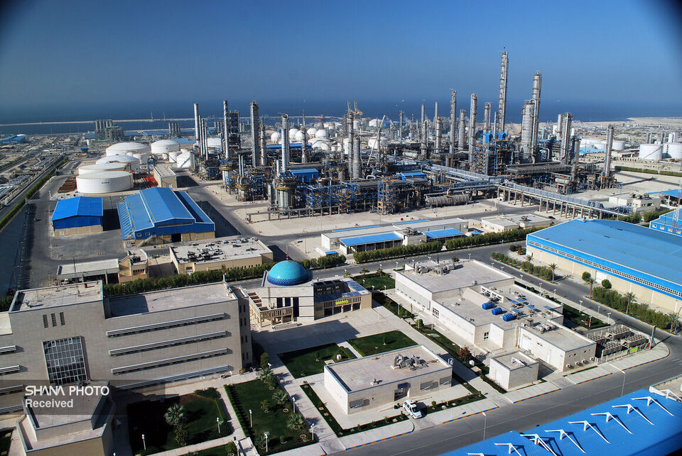 رشد ۱۱ درصد تولید پتروشیمی نوری رشد ۱۱ درصد تولید پتروشیمی نوری