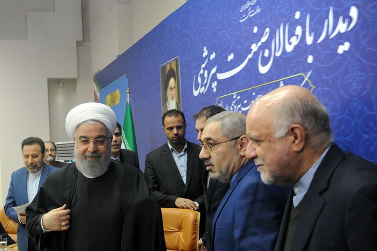 دکتر حسن روحانی، رئیس‌جمهوری در دیدار فعالان صنعت پتروشیمی 