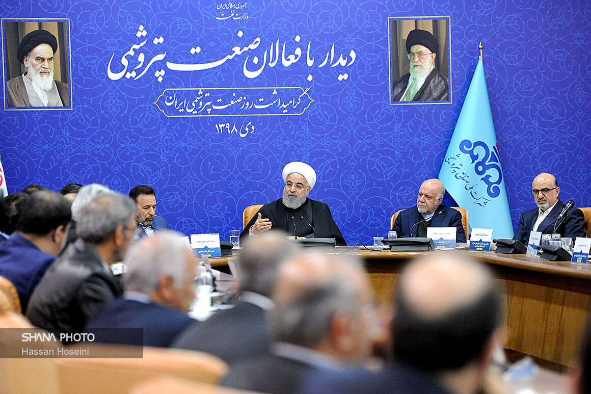 Petchem Industry at Forefront of Non-Oil Export Earnings: Rouhani
