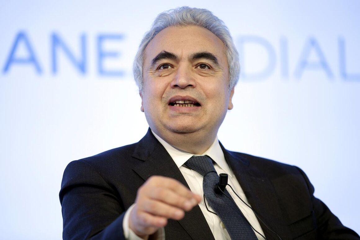 Oil supply won't be affected by stricter price cap enforcement, IEA says