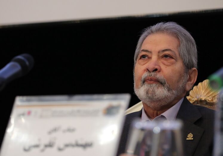 تفرشی در نشست تخصصی «مطالعه موردی تامین مالی خط ۶ انتقال گاز ایران به عراق»