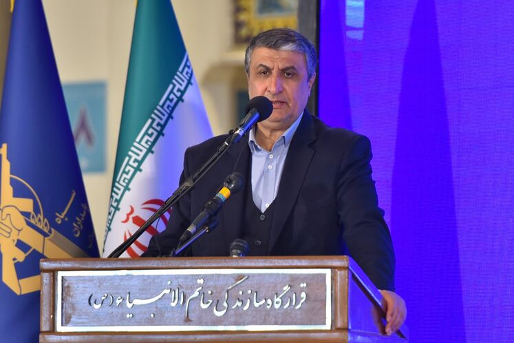 محمد اسلامی، وزیر راه وشهرسازی