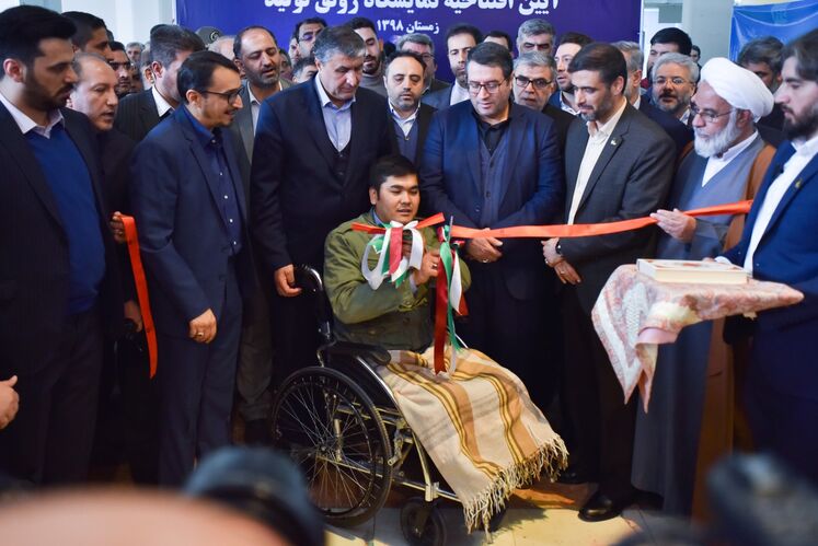 افتتاح نمایشگاه توانمندی‌های فنی و مهندسی ایرانی با محوریت رونق تولید به دست جانباز 70 درصد مدافع حرم