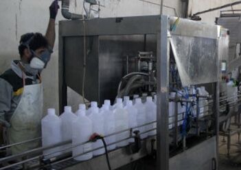 تداوم تولید آب‌ ژاول پتروشیمی کارون در تعطیلات نوروزی