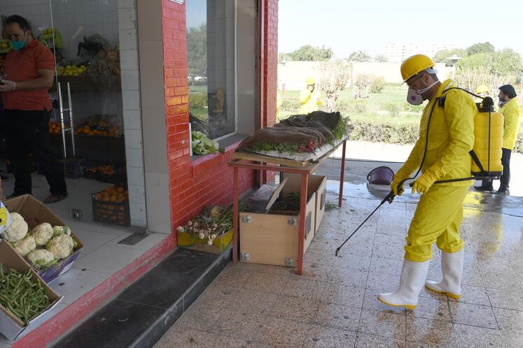 گند زدایی و ضد عفونی ویروس کرونا در شهرک نفت اهواز