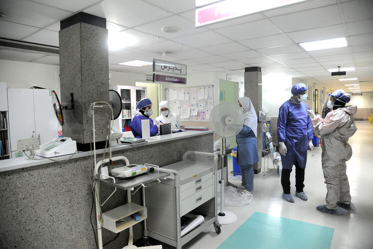 تلاش‌های جهادگران عرصه سلامت در بیمارستان نفت تهران