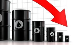 قیمت نفت در پی افت تقاضای سوخت کاهش یافت
