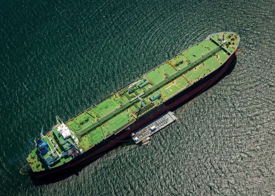 افزایش ۴۰ درصدی صادرات نفت ایران در ماه‌های اخیر