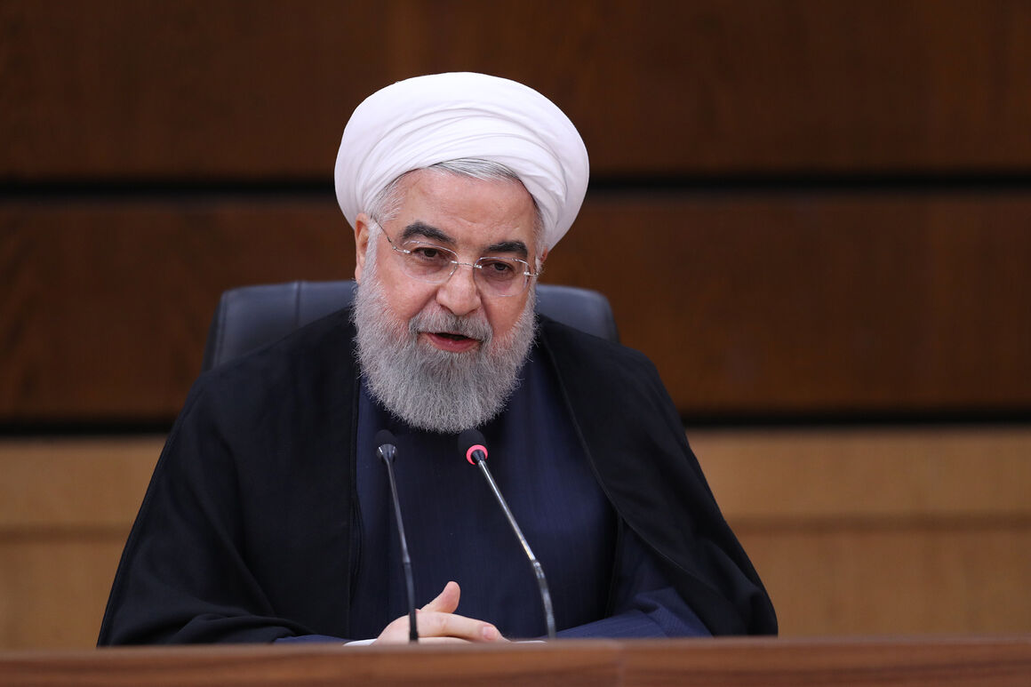 Rouhani: Oil, Gas Projects under Way despite Sanctions