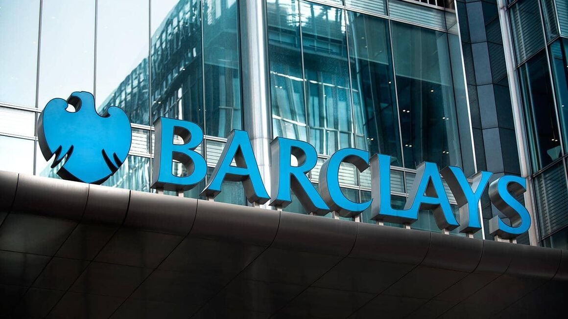 بارکلیز باز هم پیش‌بینی قیمت نفت را کاهش داد