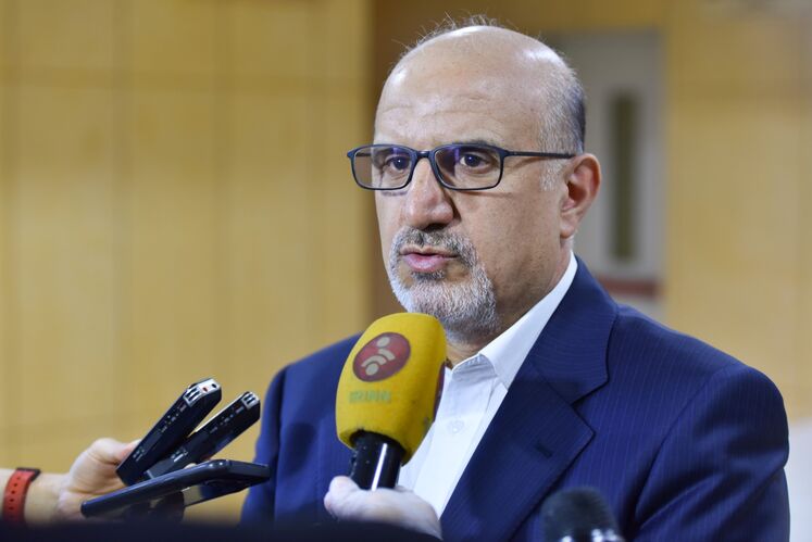 نشست خبری بهزاد محمدی، معاون وزیر نفت در امور پتروشیمی