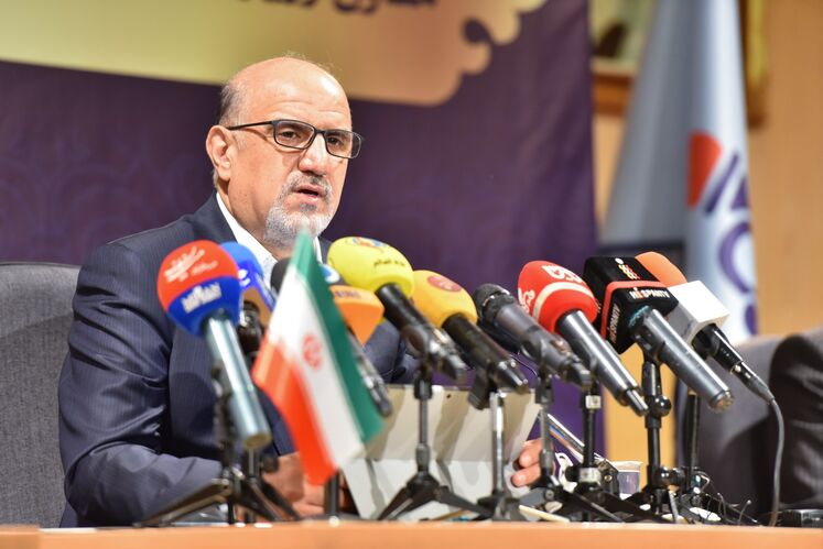 نشست خبری بهزاد محمدی، معاون وزیر نفت در امور پتروشیمی