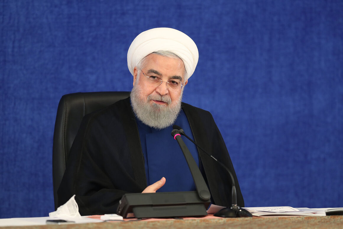 Rouhani Lauds Launching Major Petchem Projects

