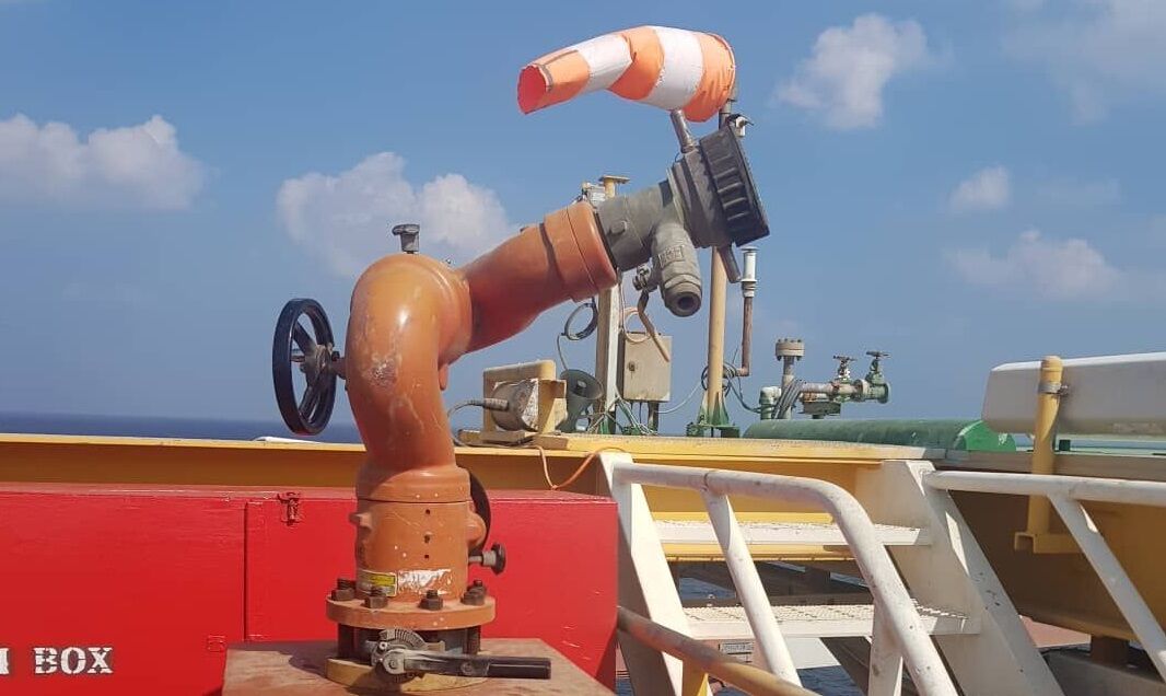 استانداردسازی هلی‌دک سکوی ایلام نفت فلات قاره