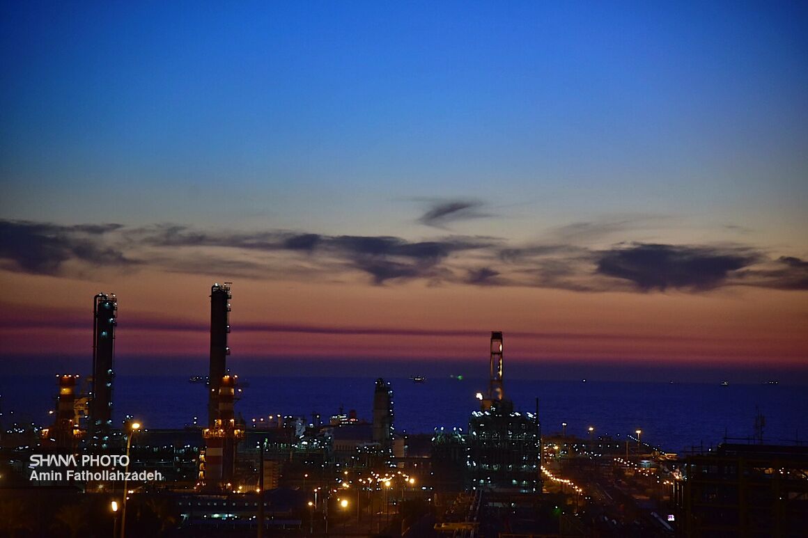 نقش کلیدی صنعت نفت در اقتصاد ایران
