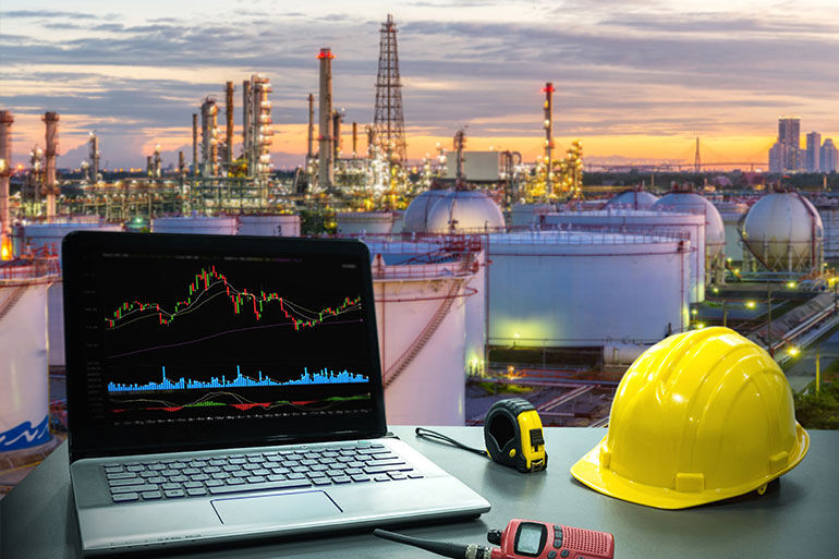 5 Operational Challenges Holding Back IoT in Oil & Gas Industry
