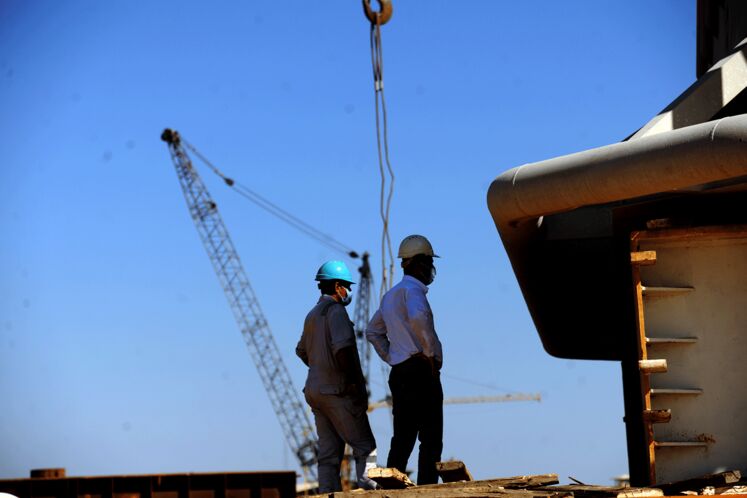 بارگیری نخستین گوی شناور پایانه نفتی جاسک در یارد تاسیسات دریایی خرمشهر