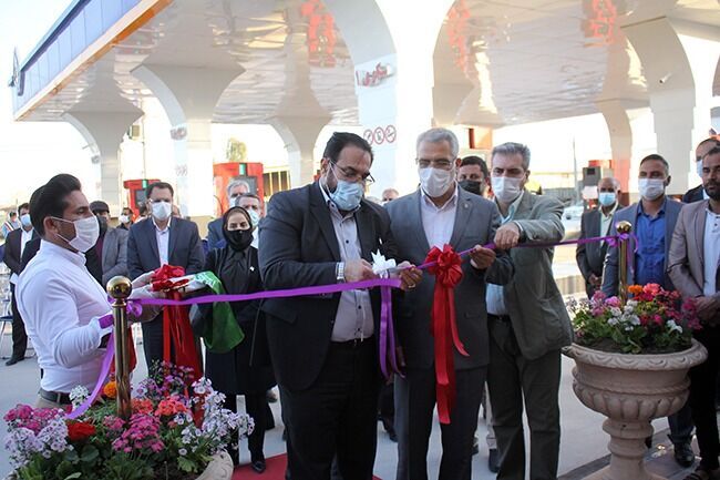 بهرهبرداری از یک جایگاه عرضه سوخت در منطقه اهواز بهرهبرداری از یک جایگاه عرضه سوخت در منطقه اهواز