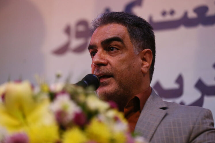 اکبر نعمت اللهی، مدیر موزه‌ها و مرکز اسناد صنعت نفت