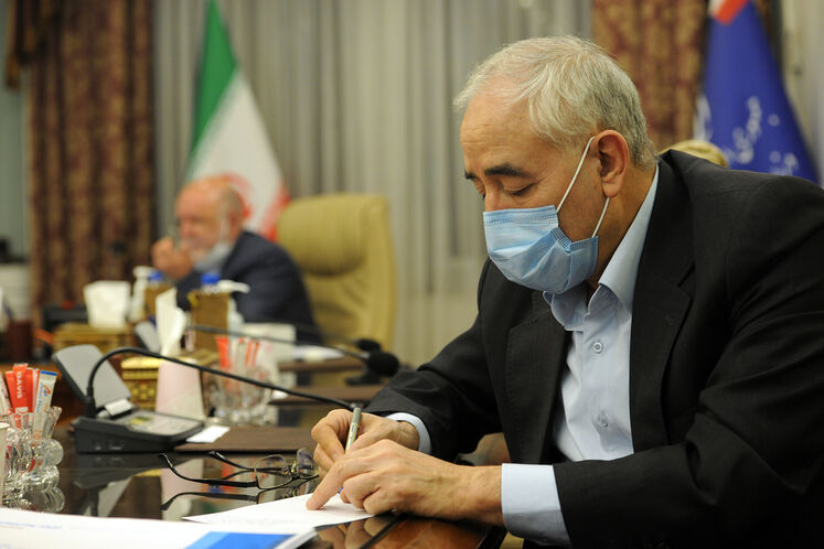 امیرحسین زمانی‌نیا، نماینده ایران در هیئت‌ عامل اوپک در پانزدهمین نشست وزیران نفت و انرژی ائتلاف اوپک پلاس