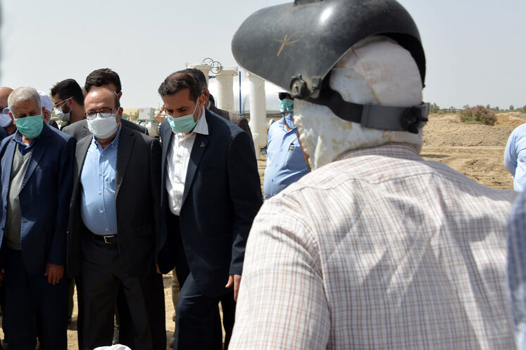 بازدید وزیر نفت از طرحهای گازرسانی منطقه سیستان