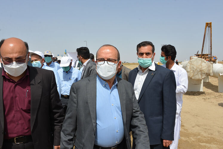 بازدید وزیر نفت از طرحهای گازرسانی منطقه سیستان