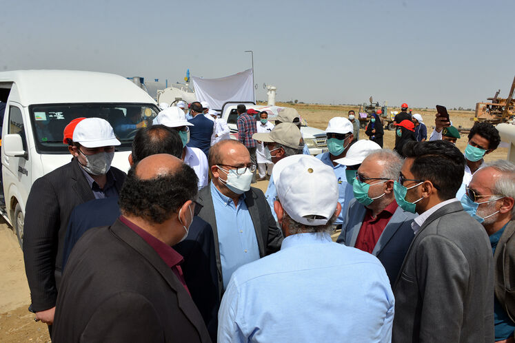 بازدید وزیر نفت از طرحهای گازرسانی منطقه سیستان