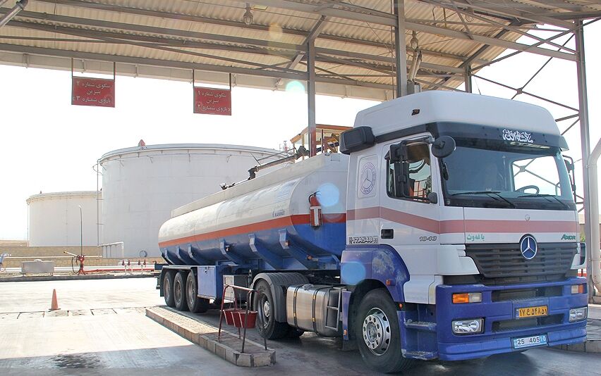 توزیع بیش از ۲.۵ میلیارد لیتر سوخت از انبارهای نفت استان همدان