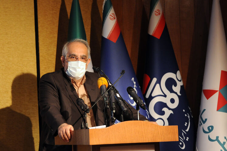 مسعود کرباسیان، مدیرعامل شرکت ملی نفت ایران  در آیین امضای قرارداد توسعه میدان گازی فرزاد «ب»