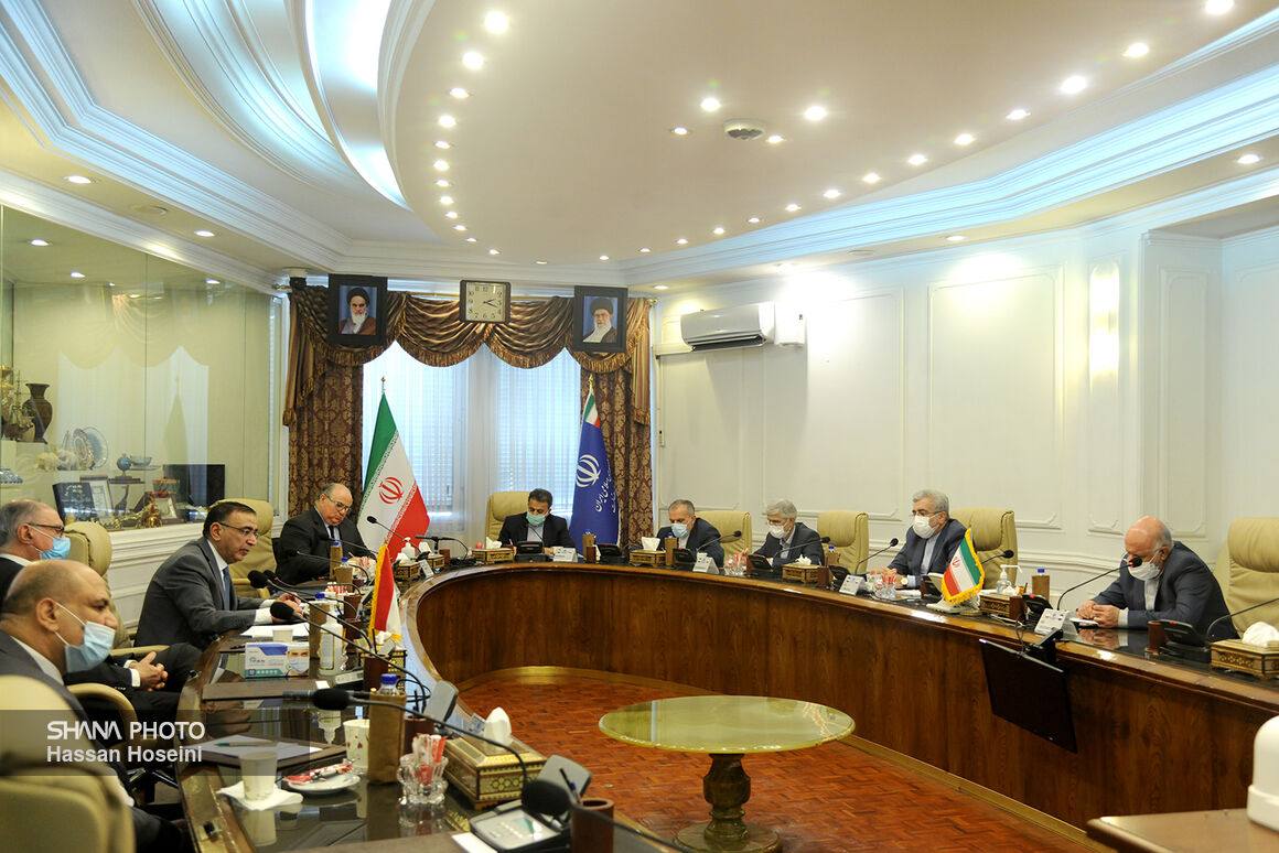چگونگی پرداخت بدهی گازی عراق به ایران بررسی شد